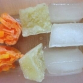 離乳食後期 おろしりんご煮と人参カリフラ入りスープ レシピ 作り方 By J Mammy 楽天レシピ 離乳食後期 おろしりんご煮と人参カリフラ入りスープ レシピ 作り方 By J Mammy 楽天レシピ